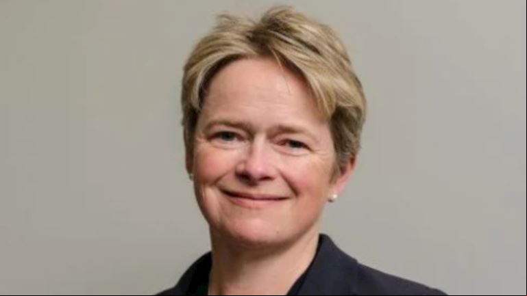 NEWS: BARONESS DIDO HARDING HIGHLIGHTS NEED TO “LISTEN AND LEARN” FROM RACING FANS, TRAINERS, JOCKEY