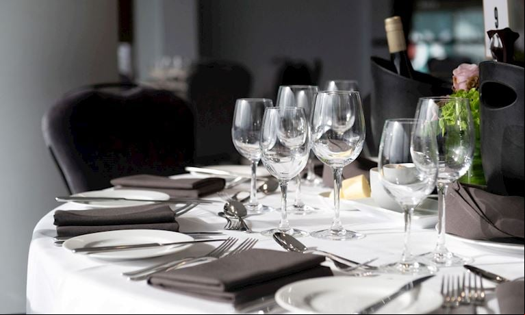 WIN A VIP TABLE FOR FOUR IN THE SUNLOCH RESTAURANT