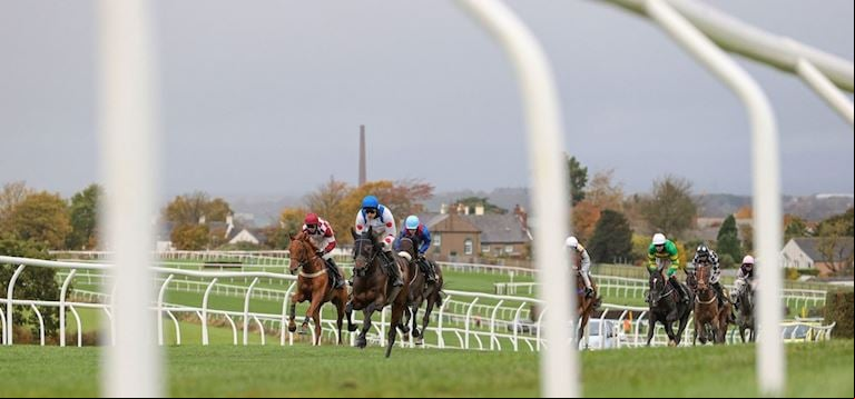 ALL SET FOR A FANTASTIC START TO 2022 AT CARLISLE RACECOURSE
