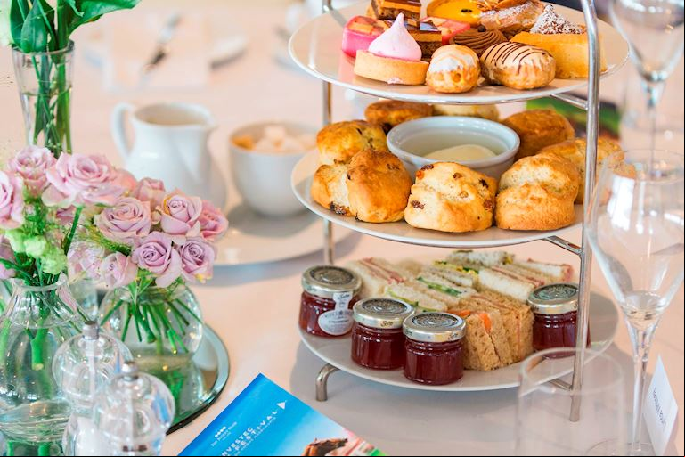 Derby_Suite_Afternoon_Tea.jpg